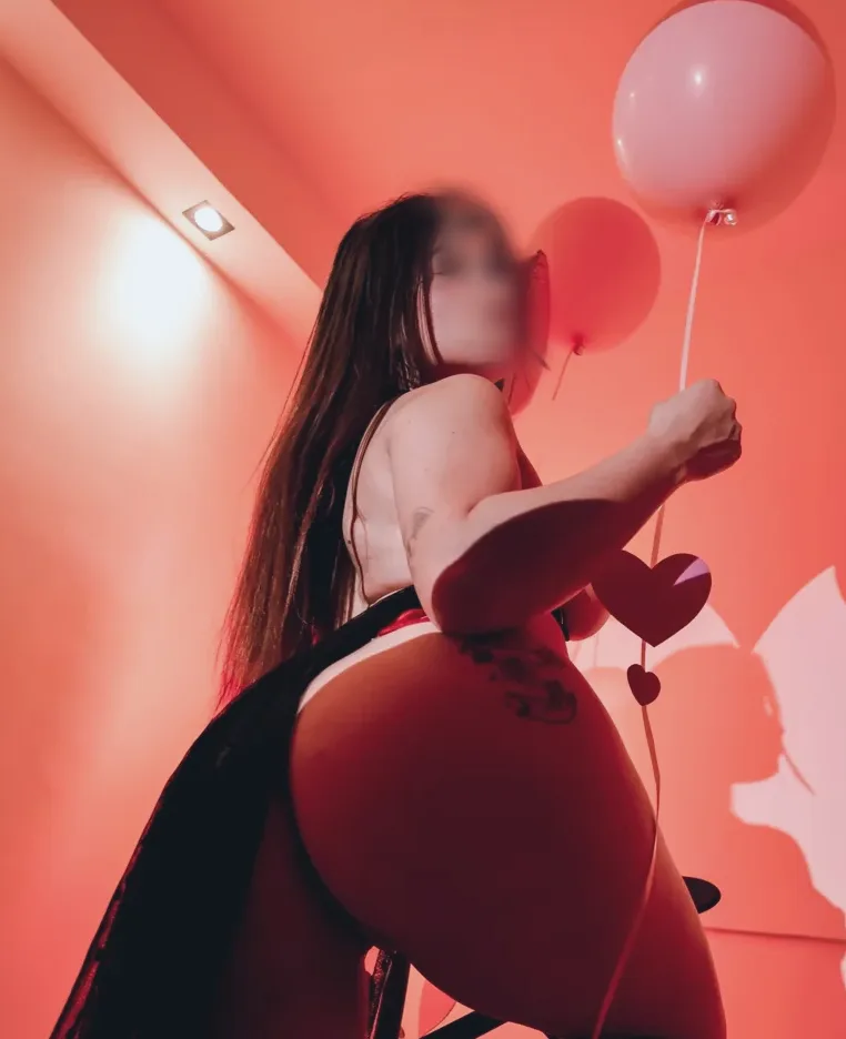 Ramona, 24